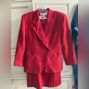 Jones New York 2 piece wool size 8 red suit